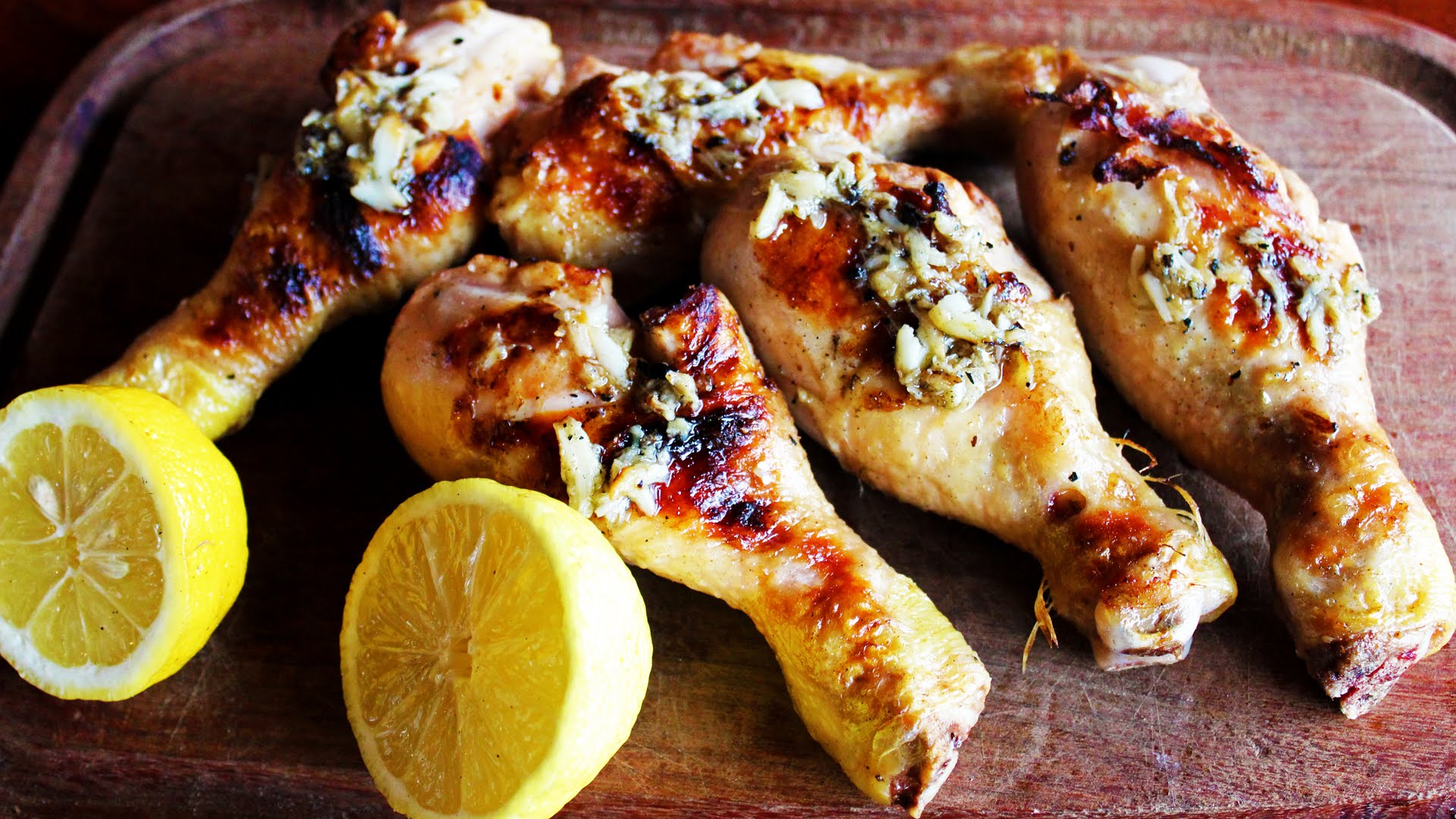 Pasos para la preparación de esta rica receta de patas de pollo.