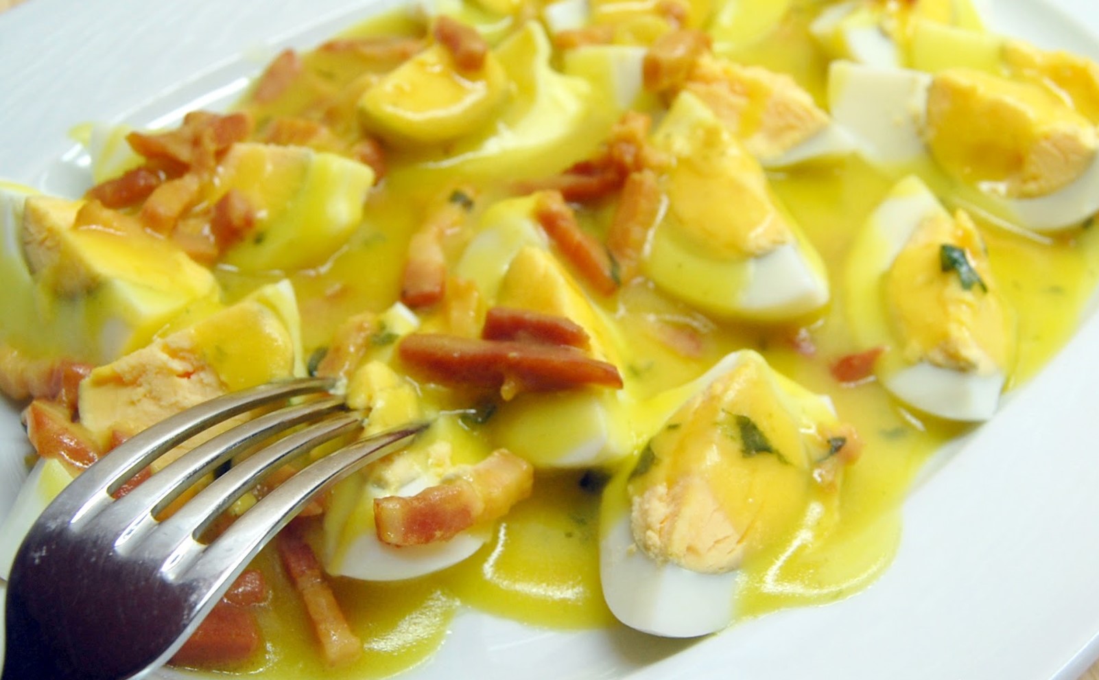Huevos cocidos en salsa ¡Una receta nueva para ti! – Mil Recetas
