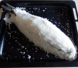 Lubina a la sal en el horno, súper fácil – Mil Recetas